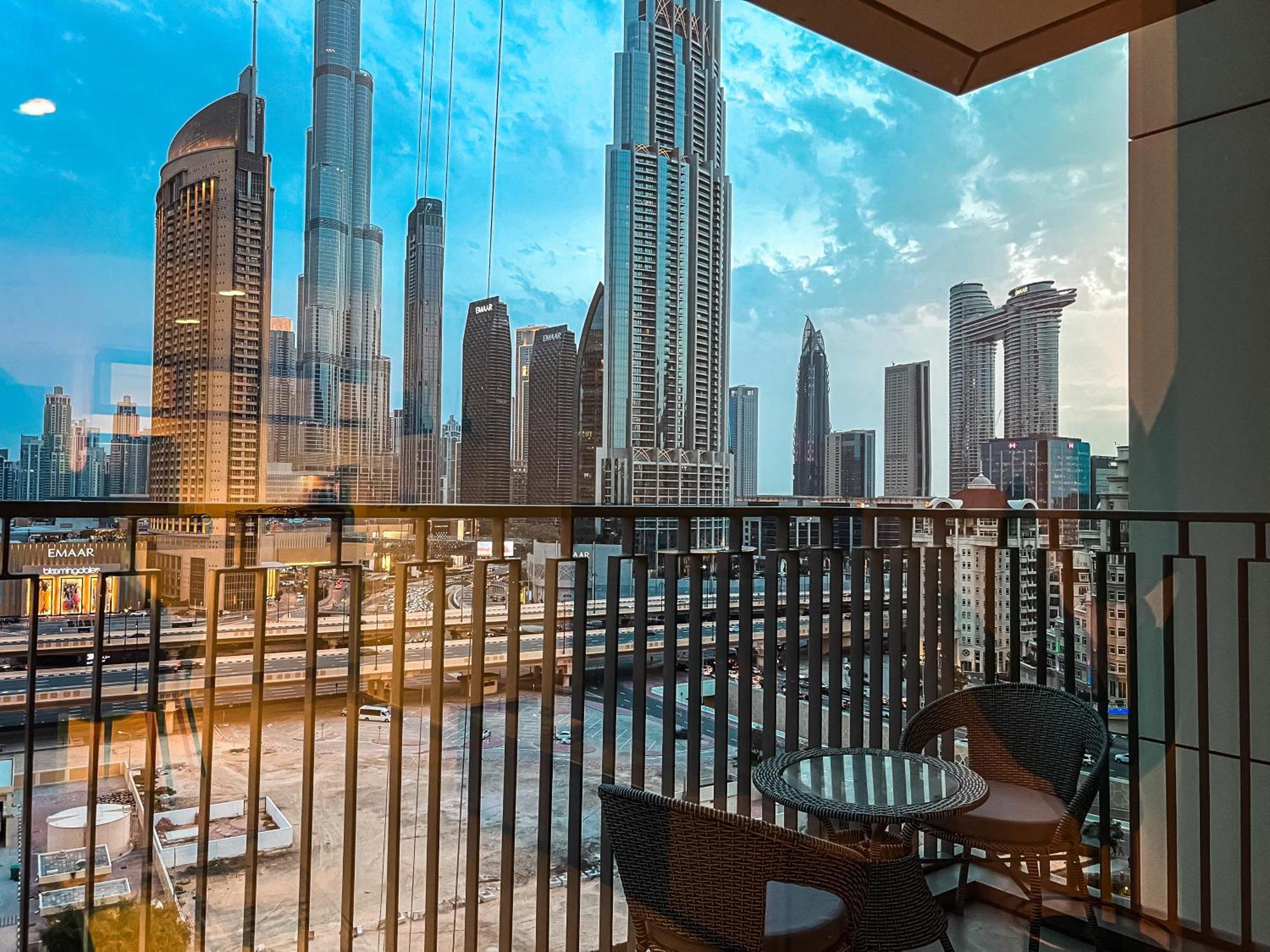 Stunning Burj View Dubai Mall Access Infinity Pool Apartment Exterior photo