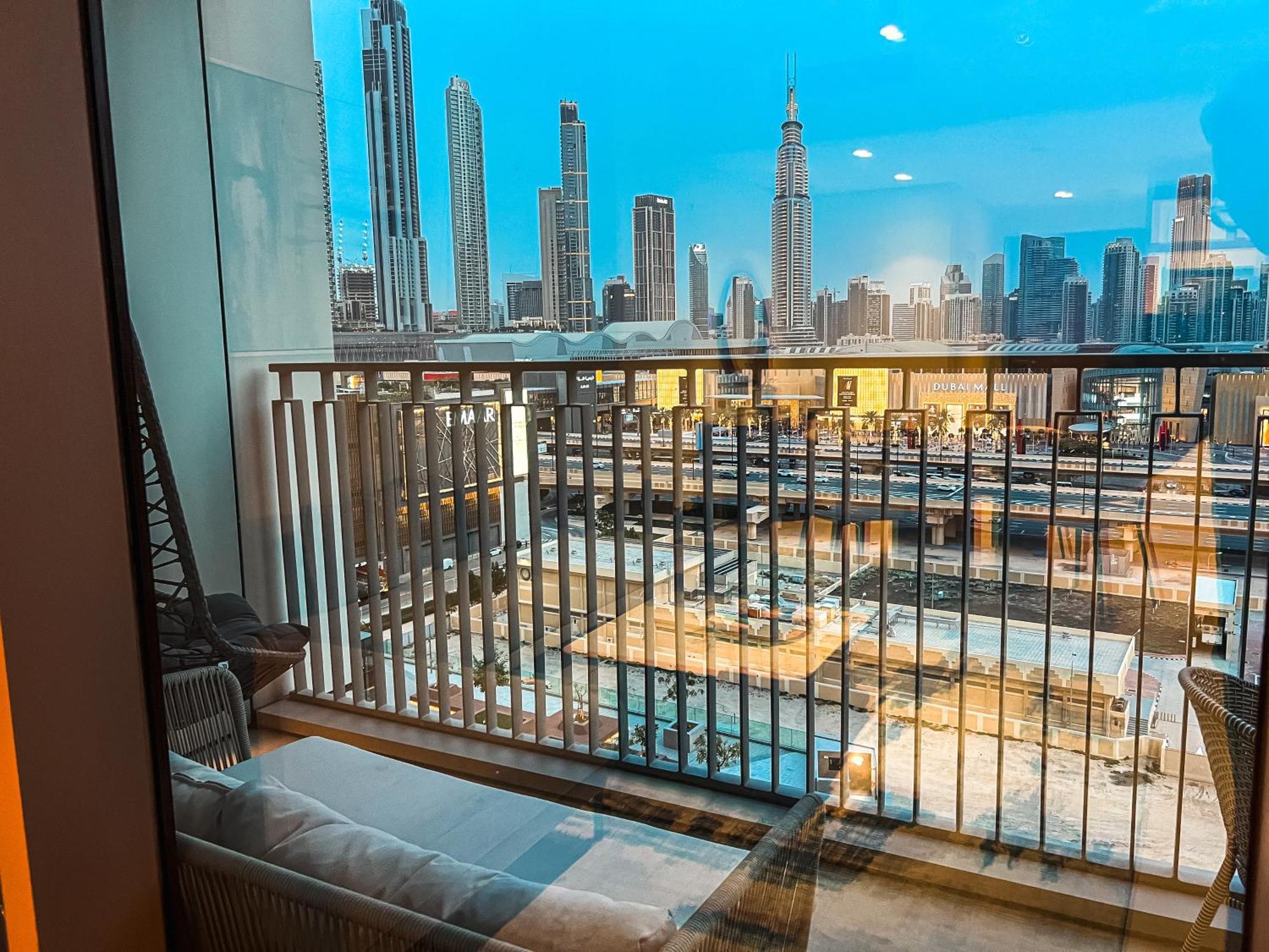 Stunning Burj View Dubai Mall Access Infinity Pool Apartment Exterior photo